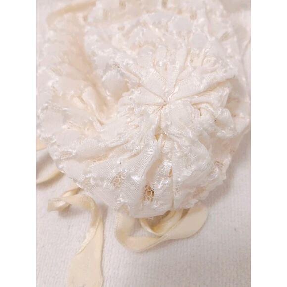 Antique Baby Bonnet Size Small Ivory Ruffled Lace Light Yellow Infant 0-2 Months - Picture 10 of 16